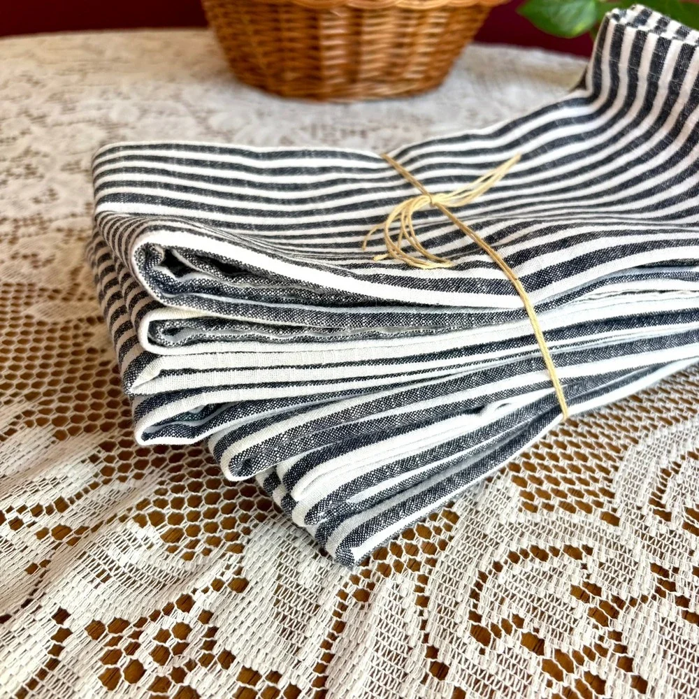 Pier 1 Imports Navy White Stripe 100% Cotton Cloth Napkins 8pc Farmhouse Coastal